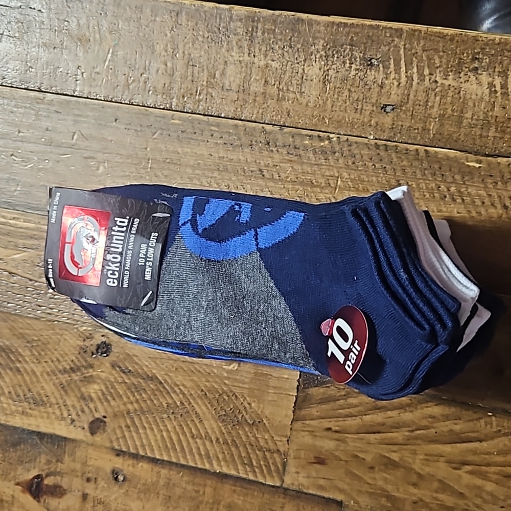 ECKO UNLTD 10 PACK LOW CUT SOCKS: NEW WITH TAGS